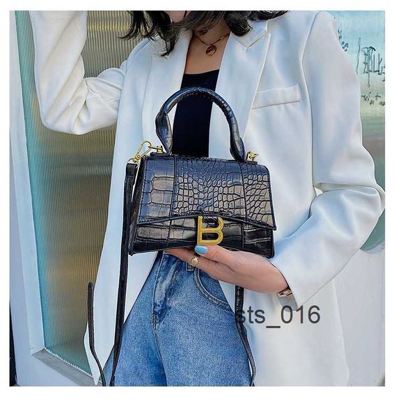 women's underarm bags fashion single shoulder crocodile pattern foreign stick cross t2302141
women's underarm bags fashion single shoulder crocodile pattern foreign stick cross t2302141
