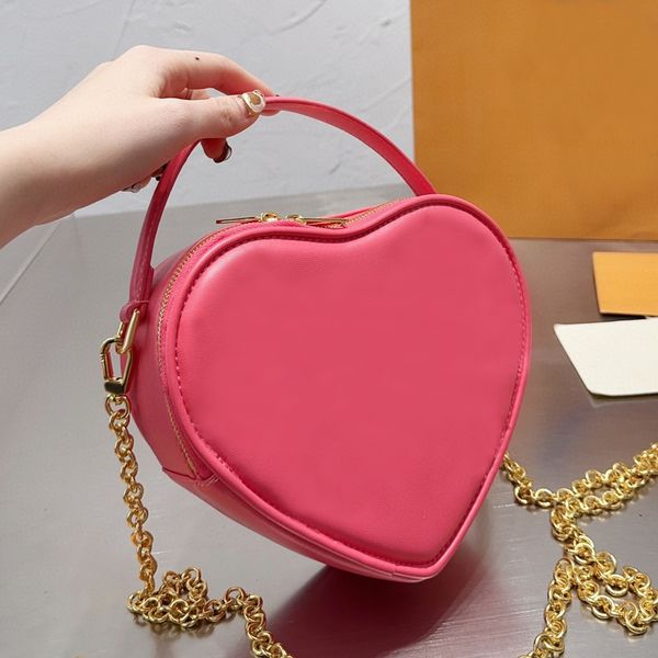 designer bags letter flower embroider love handbags quilted soft leather purse gold chain cosmetic pouch
designer bags letter flower embroider love handbags quilted soft leather purse gold chain cosmetic pouch