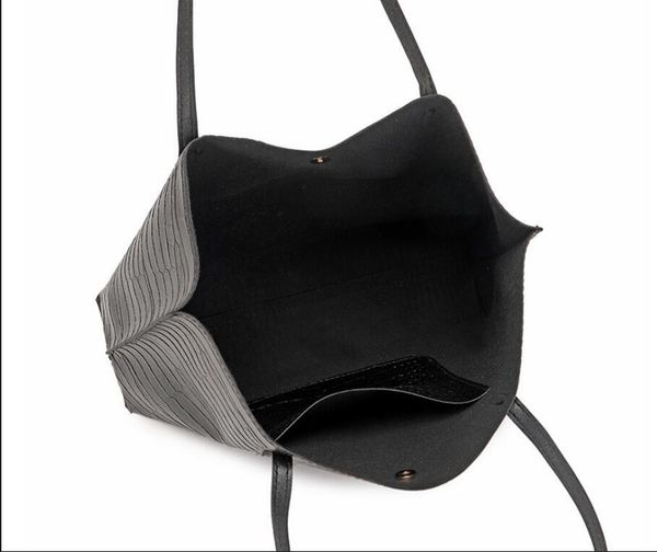womens messenger bag designer handbag fashion mens shoulder crossbody bags lady tote purses wallet female 0010
womens messenger bag designer handbag fashion mens shoulder crossbody bags lady tote purses wallet female 0010