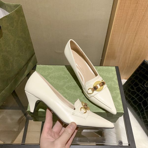 with box designer women dress shoes luxury high heels genuine leather 6cm casual white black slip-on pointed toes pumps 35-41
with box designer women dress shoes luxury high heels genuine leather 6cm casual white black slip-on pointed toes pumps 35-41