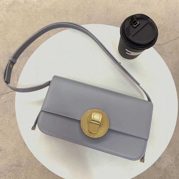 can stick old flower single shoulder bean curd bag cross shoulder female underarm bag cowhide small people light luxury bag 2022
can stick old flower single shoulder bean curd bag cross shoulder female underarm bag cowhide small people light luxury bag 2022