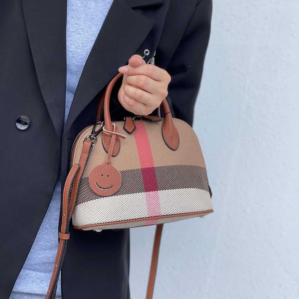 burbrery shoulder crossbody bags luxury re edition canvas handbag totes purses designer woman handbags burbrery onthego luxurys designers ba
burbrery shoulder crossbody bags luxury re edition canvas handbag totes purses designer woman handbags burbrery onthego luxurys designers ba