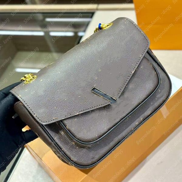 loveyou lockme envelope chain bag designer shoulder bags cross body chain messenger women square flap clutch handbag underarm hobo old flowe
loveyou lockme envelope chain bag designer shoulder bags cross body chain messenger women square flap clutch handbag underarm hobo old flowe