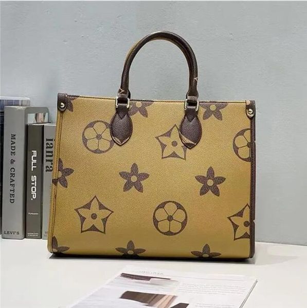 2023 high-quality womens totes designer bags trend color matching design fashion ladies handbag purse large capacity casual lady bag
2023 high-quality womens totes designer bags trend color matching design fashion ladies handbag purse large capacity casual lady bag