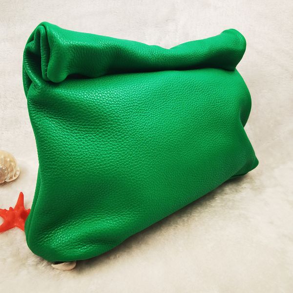 evening bags euro design crimping handbags office mobile phone pockets womens handbag portable genuine leather handbags 230213
evening bags euro design crimping handbags office mobile phone pockets womens handbag portable genuine leather handbags 230213