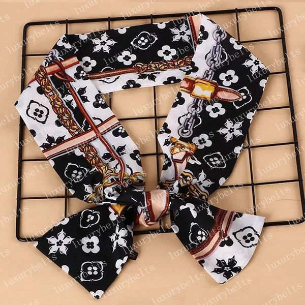 2021 silk scarf handbags women bags letter flower scraves grade hair 3 colors 78656 8x120cm #vsj-01, Blue;gray
2021 silk scarf handbags women bags letter flower scraves grade hair 3 colors 78656 8x120cm #vsj-01, Blue;gray