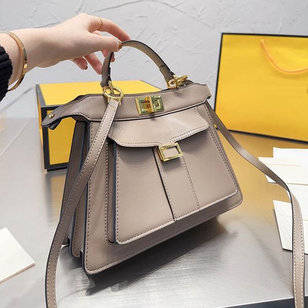 designer bags women crossbody canvas purse lettered pattern fashion shoulder handbag brand chain ladies the tote bag
designer bags women crossbody canvas purse lettered pattern fashion shoulder handbag brand chain ladies the tote bag