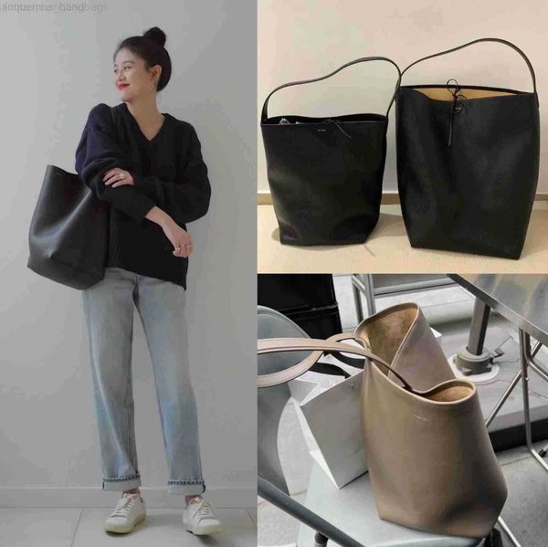 the row designer bags leather commuter tote advanced sense one shoulder bucket classic tote
the row designer bags leather commuter tote advanced sense one shoulder bucket classic tote