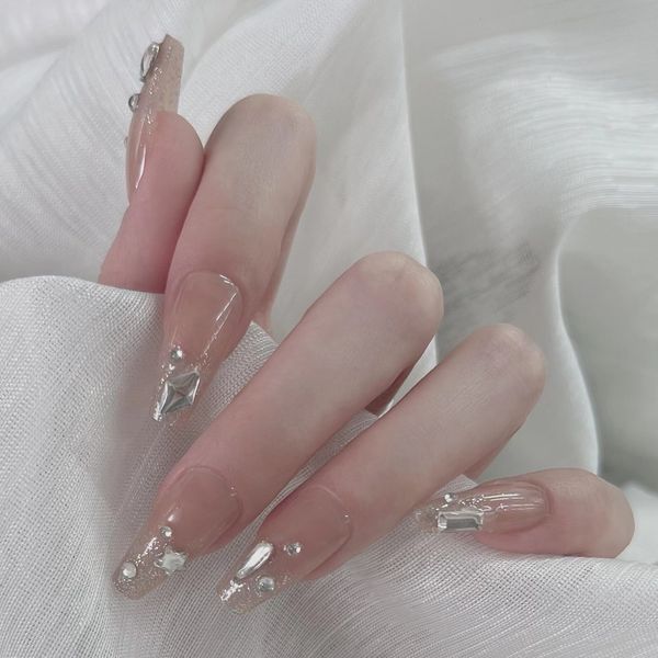 false nails 24pcs wearable fake press on artificial nail tips with glue white rhinestones design ballerina manicure tools 230214, Red;gold
false nails 24pcs wearable fake press on artificial nail tips with glue white rhinestones design ballerina manicure tools 230214, Red;gold