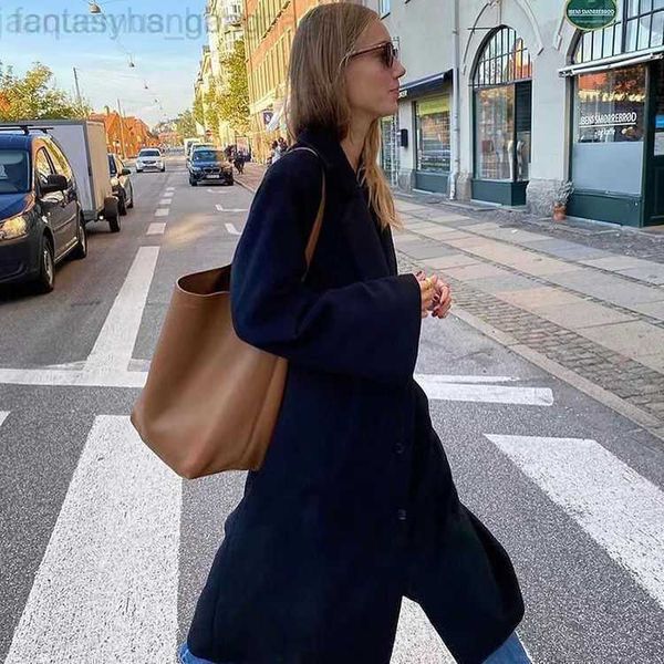 designers bags women luxurys the row tote crossbody leather bucket half moon bag crescent underarm shoulder purse 70el
designers bags women luxurys the row tote crossbody leather bucket half moon bag crescent underarm shoulder purse 70el