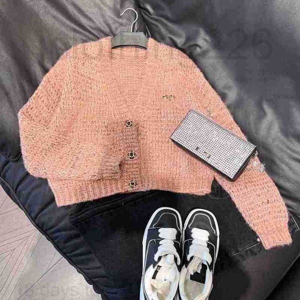 designer 22ss sweater women's autumn crewneck stripes fashion long sleeved high-end jacquard cardigan knitted jacket z3, White;black
designer 22ss sweater women's autumn crewneck stripes fashion long sleeved high-end jacquard cardigan knitted jacket z3, White;black