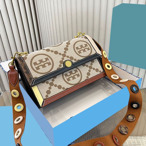 flap messenger bag canvas shoulder bags crossbody purse fashion embroidered letter removable leather shoulder strap with hollow-out decorati
flap messenger bag canvas shoulder bags crossbody purse fashion embroidered letter removable leather shoulder strap with hollow-out decorati