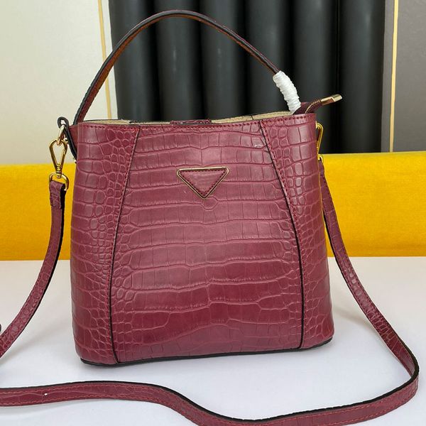 totes saffiano bag shell bucket bags crossbody handbag purse triangle hardware alligator leather large capacity double zipper fashion letter
totes saffiano bag shell bucket bags crossbody handbag purse triangle hardware alligator leather large capacity double zipper fashion letter