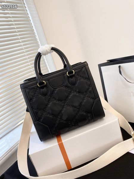 luxury brand totes matelasse leather hand bag women ophidia onthego shoulder bag large capacity ladies crossbody shopping totes purse womens
luxury brand totes matelasse leather hand bag women ophidia onthego shoulder bag large capacity ladies crossbody shopping totes purse womens