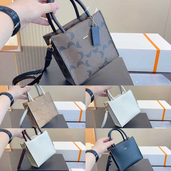 totes designer handbags women shoulder bag fashion letters print crossbody hand bags trend leather handbag lady mini bags purse wallet 23020
totes designer handbags women shoulder bag fashion letters print crossbody hand bags trend leather handbag lady mini bags purse wallet 23020