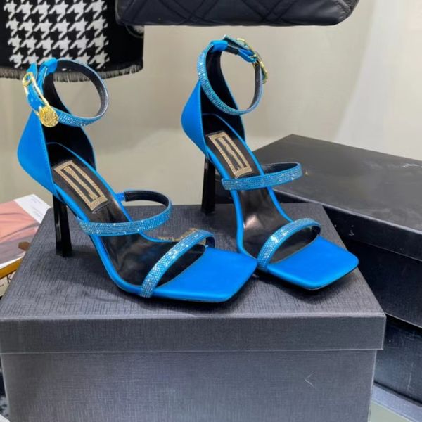 womens sandals open toe rhinestone luxury designer classic roman style high-heeled dress shoes with ankle strap at the back .5cm flat heel, Black
womens sandals open toe rhinestone luxury designer classic roman style high-heeled dress shoes with ankle strap at the back .5cm flat heel, Black