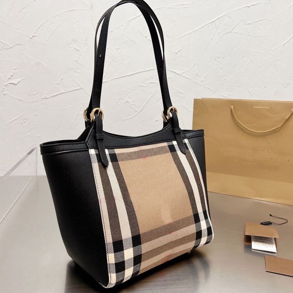 fashion designer large shoulder bags shopping bag tote handbag canvas crossbody purse fashion bags letter plaid shoulder strap leather chain
fashion designer large shoulder bags shopping bag tote handbag canvas crossbody purse fashion bags letter plaid shoulder strap leather chain