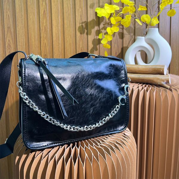 women leather shoulder bag luxury designers handbags fashion purse wide shoulder strap handbags black messenger bag tote crossbody bags tote
women leather shoulder bag luxury designers handbags fashion purse wide shoulder strap handbags black messenger bag tote crossbody bags tote