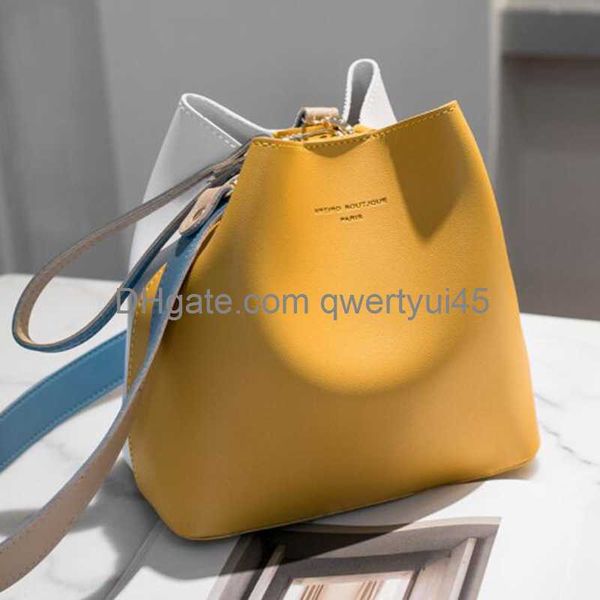 qwertyui45 totes 2021 fashion women bag summer bucket bag women pu leather shoulder bags brand designer ladies crossbody messenger bags tote
qwertyui45 totes 2021 fashion women bag summer bucket bag women pu leather shoulder bags brand designer ladies crossbody messenger bags tote