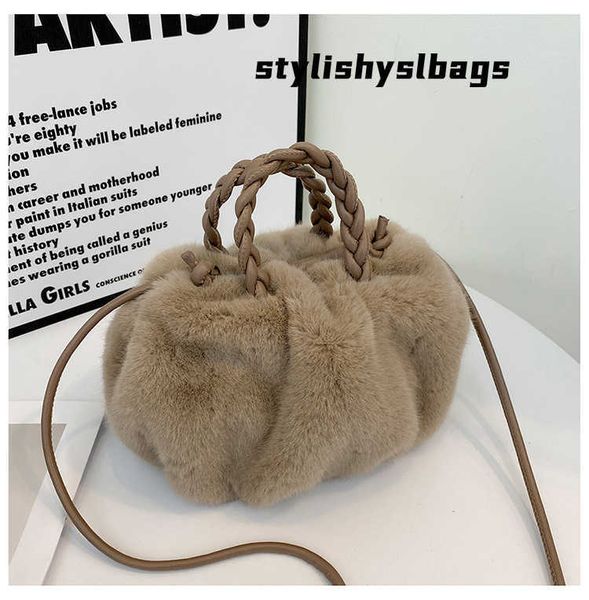 shoulder bags 2022 new furry bag niche plush women's bag messenger bag portable autumn and winter fashion ladies shoulder bag bolsa 021
shoulder bags 2022 new furry bag niche plush women's bag messenger bag portable autumn and winter fashion ladies shoulder bag bolsa 021
