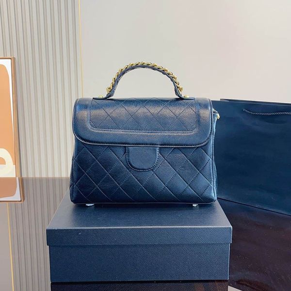 cc totes classic portable women large capacity tote bags purses designer woman handbags diamond lattice leather quilted luxury crossbody thi
cc totes classic portable women large capacity tote bags purses designer woman handbags diamond lattice leather quilted luxury crossbody thi