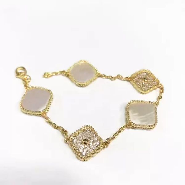 other accessories chain luxury designer jewelry four-leaf clover bracelet 18k gold agate flower lucky lady and girl couple holiday party gif, Silver
other accessories chain luxury designer jewelry four-leaf clover bracelet 18k gold agate flower lucky lady and girl couple holiday party gif, Silver