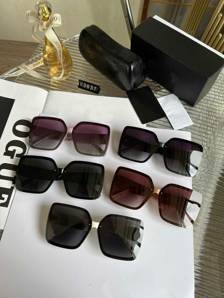 2023 new classic polarized sunglasses r women beach sunshade anti-uv polarized glasses men fashion outdoor glasses, White;black
2023 new classic polarized sunglasses r women beach sunshade anti-uv polarized glasses men fashion outdoor glasses, White;black
