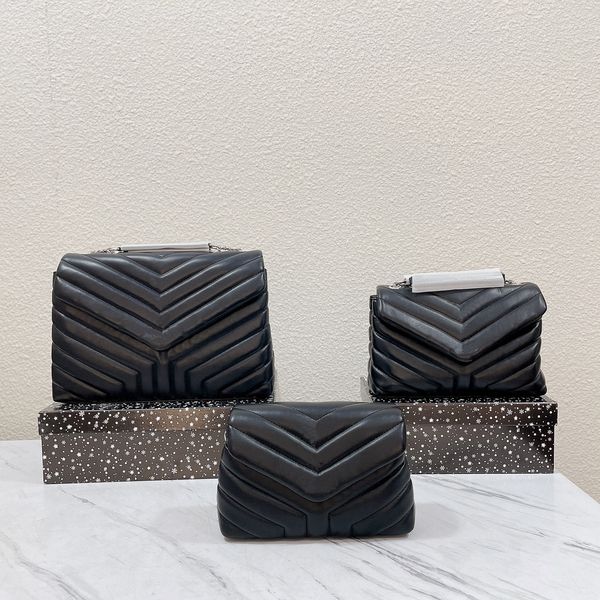 fashion women's shoulder bag chain bag solid metal logo design handbag
fashion women's shoulder bag chain bag solid metal logo design handbag