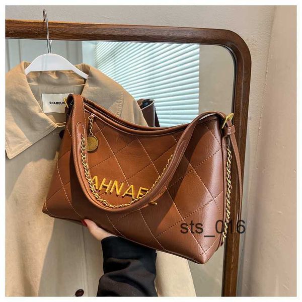 women's one-shoulder bags advanced texture new trend personalized fashion handbag popular t2302143
women's one-shoulder bags advanced texture new trend personalized fashion handbag popular t2302143
