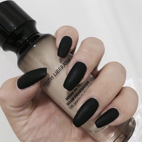 false nails 24pcsset matte black fake press on with glue lg detachable french tips stick nail packaging coffin art 230214, Red;gold
false nails 24pcsset matte black fake press on with glue lg detachable french tips stick nail packaging coffin art 230214, Red;gold