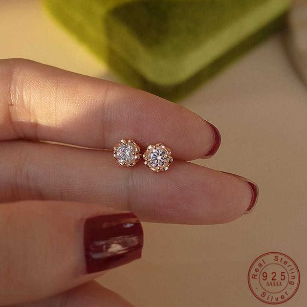flower buds shiny small zircon 925 sterling silver stud earrings for women fashion temperament all-match jewelry, Golden;silver
flower buds shiny small zircon 925 sterling silver stud earrings for women fashion temperament all-match jewelry, Golden;silver