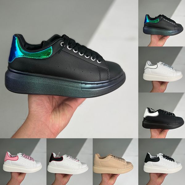 2023 luxury designer shoes mc platforms sneakers thick sole leather white black mens womens casual shoe fashion lace up velvet suede chaussu
2023 luxury designer shoes mc platforms sneakers thick sole leather white black mens womens casual shoe fashion lace up velvet suede chaussu
