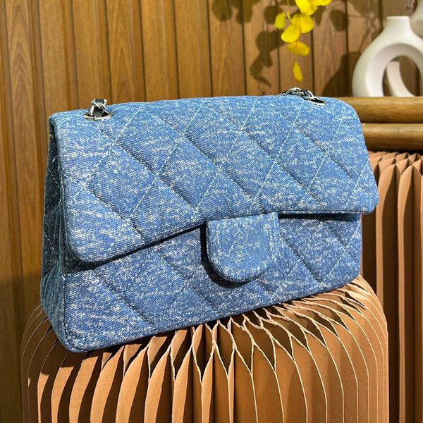 large capacity women denim crossbody luxurys designer bags quilted classic flap shopping travel shoulder bag handbag portable clutch sacoche
large capacity women denim crossbody luxurys designer bags quilted classic flap shopping travel shoulder bag handbag portable clutch sacoche