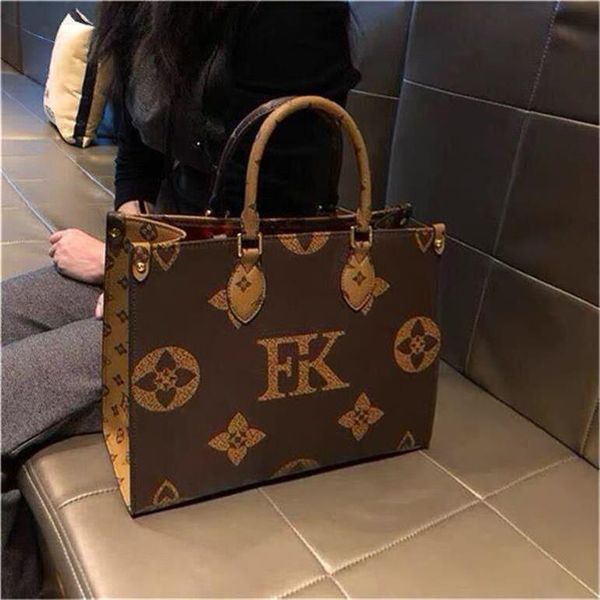 2023 fashion onthego gm mm women luxurys designers bags genuine leather handbags messenger crossbody shoulder bag totes wallet
2023 fashion onthego gm mm women luxurys designers bags genuine leather handbags messenger crossbody shoulder bag totes wallet