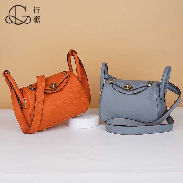 lindi new pillow bag fashion one-shoulder diagonal portable doctor lindy's women's messenger shoulder soft fac
lindi new pillow bag fashion one-shoulder diagonal portable doctor lindy's women's messenger shoulder soft fac