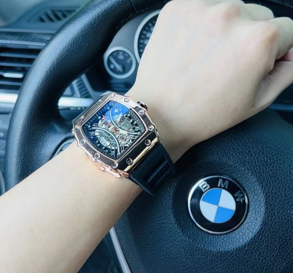 new net celebrity boom wine cask type automatic non-mechanical luminous waterproof silicone men's watch, Slivery;brown
new net celebrity boom wine cask type automatic non-mechanical luminous waterproof silicone men's watch, Slivery;brown