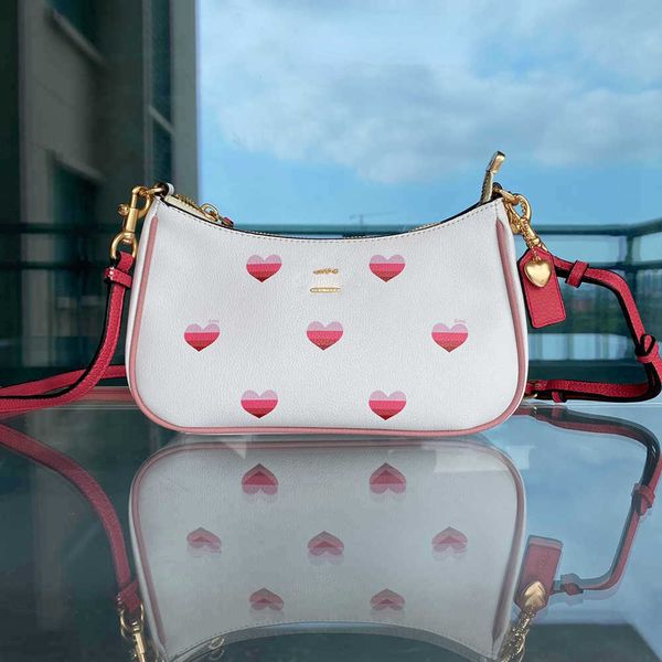 valentine designer bag pink love print underarm shoulder bags women mini tote bag leather fashion bags luxurys crossbody bags designers hand
valentine designer bag pink love print underarm shoulder bags women mini tote bag leather fashion bags luxurys crossbody bags designers hand