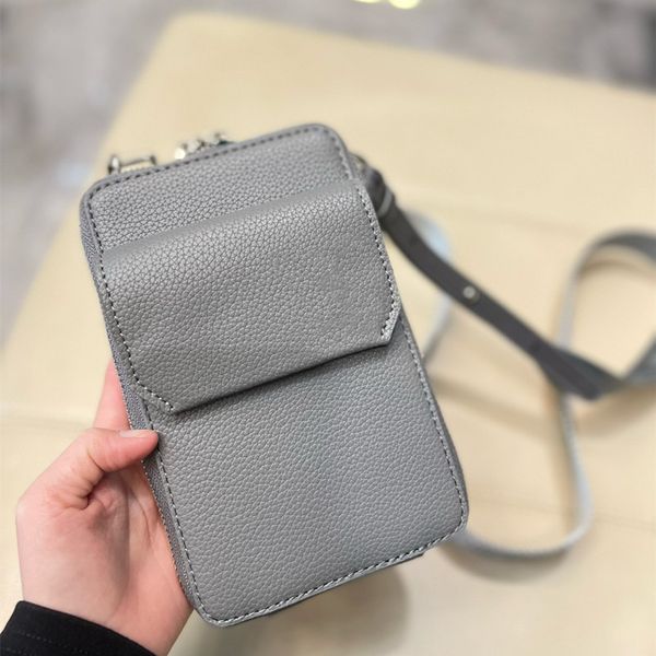 mini spring summer mobile phone bag fashion shoulder bags luxury backpacks classic women & men flap handbag tote handbag purese
mini spring summer mobile phone bag fashion shoulder bags luxury backpacks classic women & men flap handbag tote handbag purese