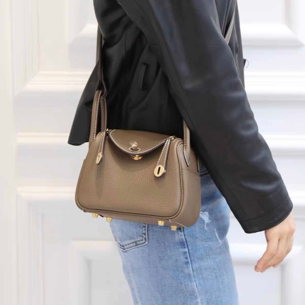 designer herme lindi bags online outlet 2023 new messenger bag women mini doctor leather pillow one shoulder medicinewe10
designer herme lindi bags online outlet 2023 new messenger bag women mini doctor leather pillow one shoulder medicinewe10