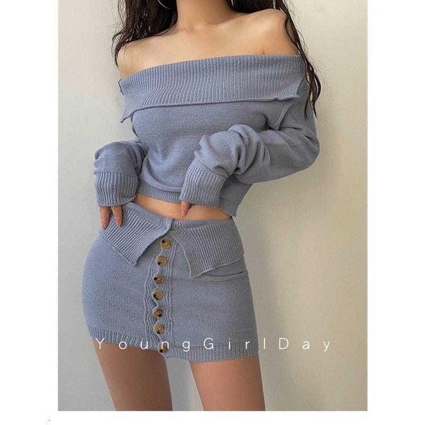 women's shoulder to shoulder long sleeve blouse single breasted wrap the buttocks short skirt 2023 new knitted suit, Black
women's shoulder to shoulder long sleeve blouse single breasted wrap the buttocks short skirt 2023 new knitted suit, Black