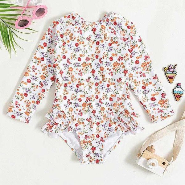long sleeve two pieces one piece childrens swimsuit summer small floral hollow, Blue
long sleeve two pieces one piece childrens swimsuit summer small floral hollow, Blue