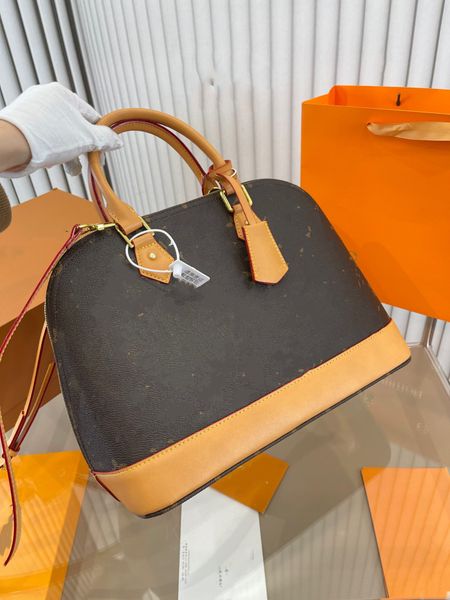 luxury brand totes alma bb shell bag lady shoulder bags cross body crossbody bags women chain messenger leather flower / check handbags clas
luxury brand totes alma bb shell bag lady shoulder bags cross body crossbody bags women chain messenger leather flower / check handbags clas