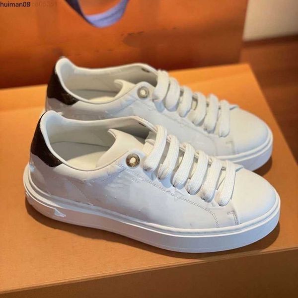 2023 new luxury design embossed lace leather queen emcee white shoes casual sneakers women shoes mkpkj0{category}, Red;white
2023 new luxury design embossed lace leather queen emcee white shoes casual sneakers women shoes mkpkj0{category}, Red;white