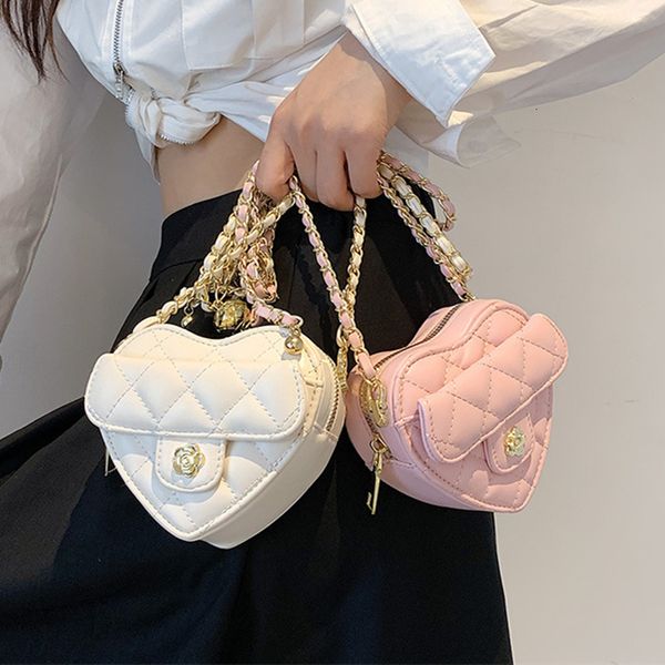 evening bags cute small luxury designer bag for woman heart shaped bag mini women leather purse for ladies chain trend shoulder crossbody ba
evening bags cute small luxury designer bag for woman heart shaped bag mini women leather purse for ladies chain trend shoulder crossbody ba