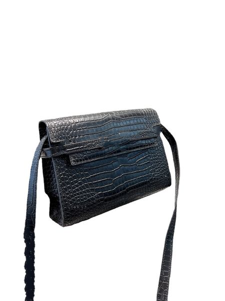 y designer bag luxury women's bag manhattan handheld one-shoulder cross-shoulder metal button black fashion versatile
y designer bag luxury women's bag manhattan handheld one-shoulder cross-shoulder metal button black fashion versatile