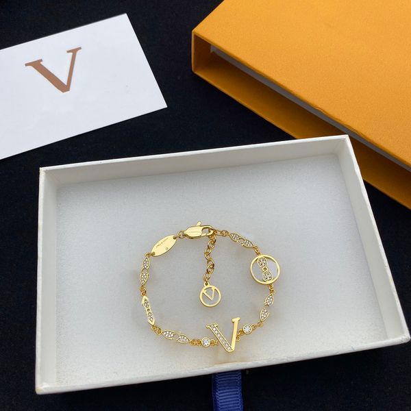 luxury designer chain gold silver bracelet fashion women's letter pendant bracelet wedding design jewelry no box, Black
luxury designer chain gold silver bracelet fashion women's letter pendant bracelet wedding design jewelry no box, Black