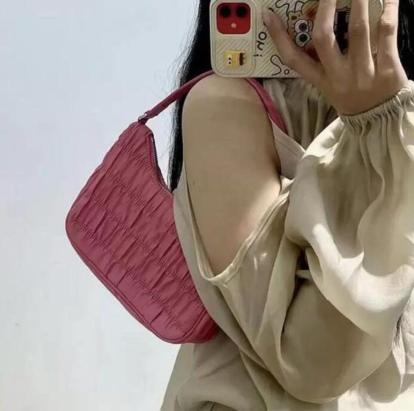 designer women handbag beach bag small purses for women cute tote thread hobo nylon half month classic axillary underarm luxury wallet zippe
designer women handbag beach bag small purses for women cute tote thread hobo nylon half month classic axillary underarm luxury wallet zippe