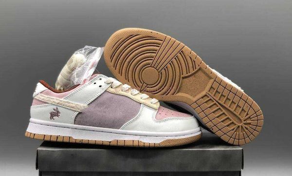 shoes low prm year of the rabbit mens womens sports zoom air light brown white beige sneakers fd4203-211 for size eur 36-46
shoes low prm year of the rabbit mens womens sports zoom air light brown white beige sneakers fd4203-211 for size eur 36-46