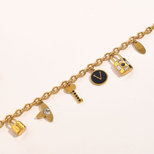 2022 new fashionable classic bracelets women bangle 18k gold plated stainless steel crystal lovers gift wristband cuff chain designer jewelr, Black
2022 new fashionable classic bracelets women bangle 18k gold plated stainless steel crystal lovers gift wristband cuff chain designer jewelr, Black