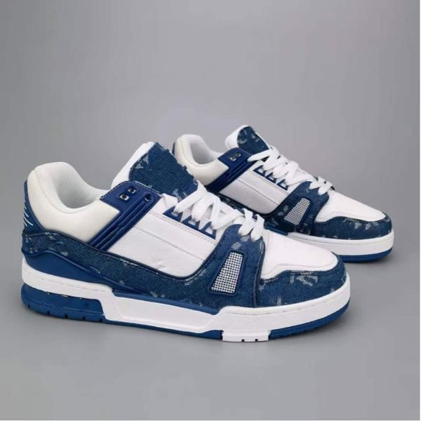 trainer sneaker men causal shoes fashion woman leather lace up platform sole sneakers white black mens womens luxury velvet suede 35-45, Red;white
trainer sneaker men causal shoes fashion woman leather lace up platform sole sneakers white black mens womens luxury velvet suede 35-45, Red;white